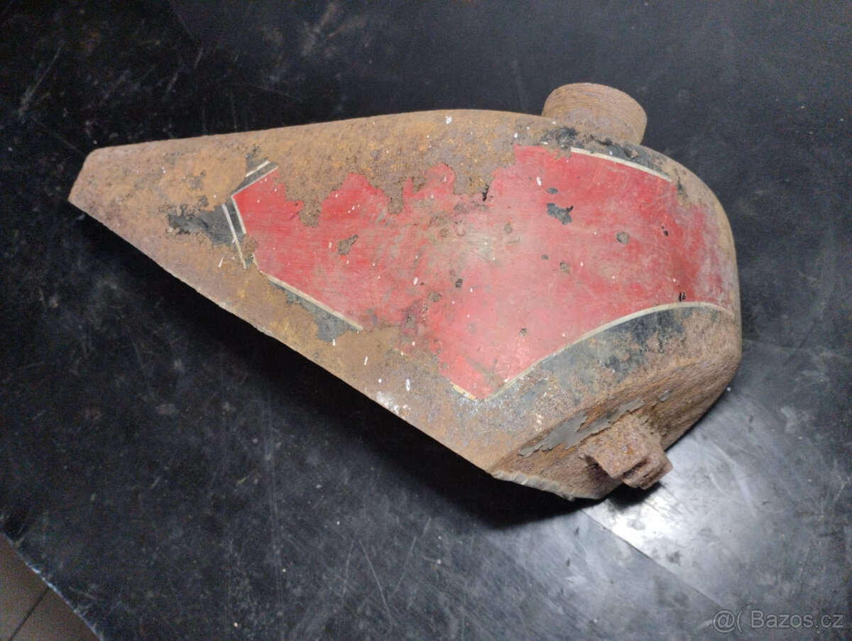 ČZ 98 jednorychlostní - bezrychlostní - Kaktus - nádrž - 4