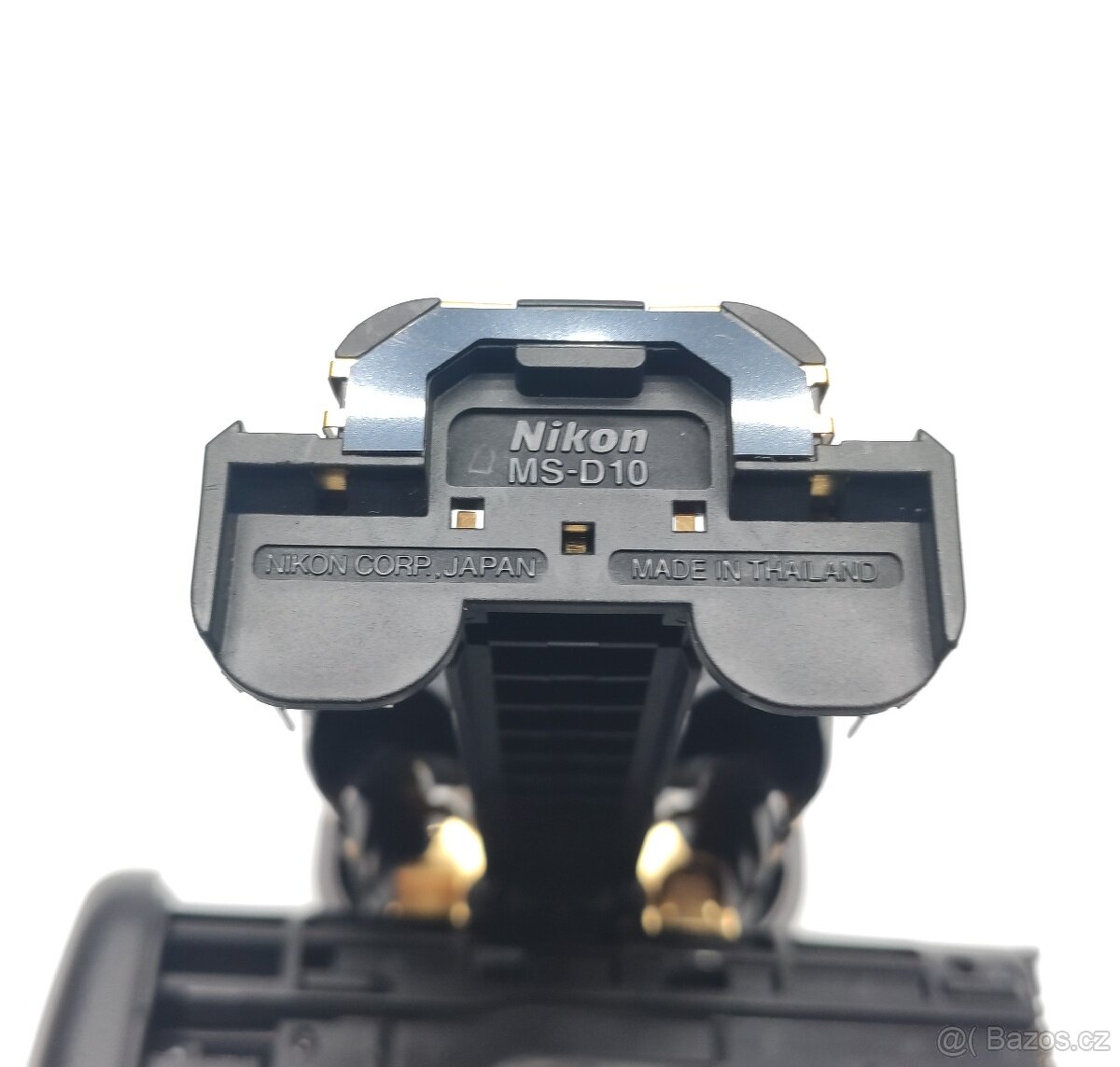 Predám príslušenstvo k Nikon MB-D10 - 4
