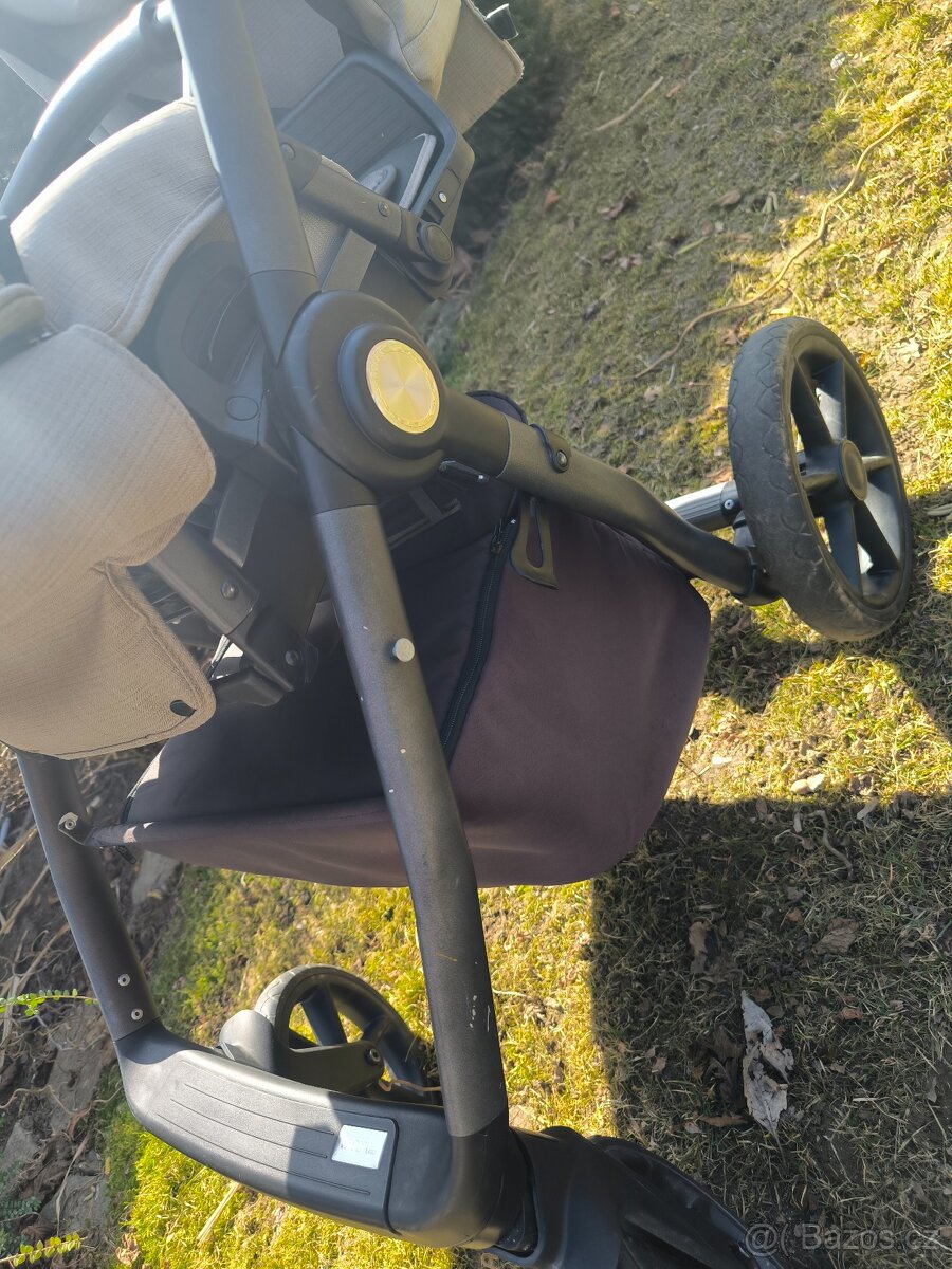 Kočárek Roan - 4