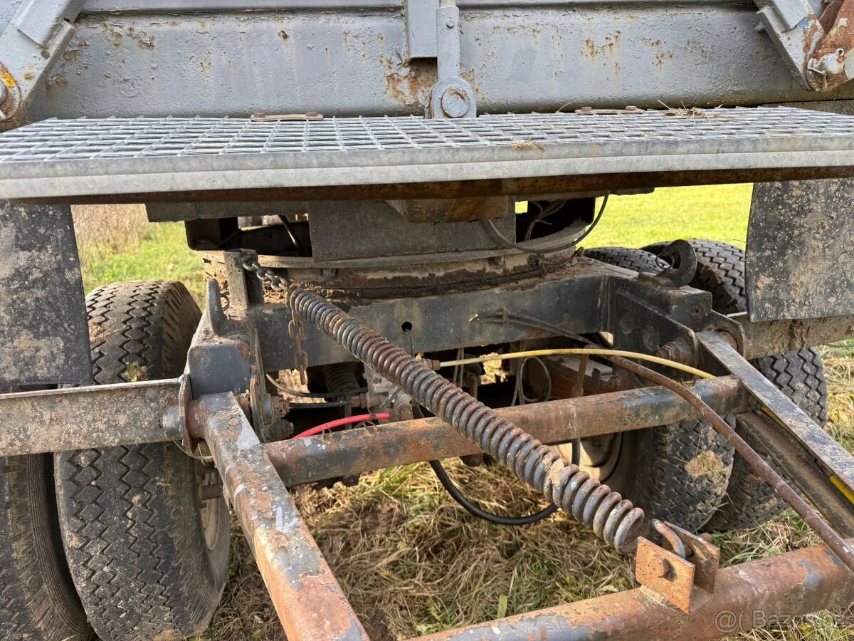 2 kusy autovleku Bss 10.10 - 4