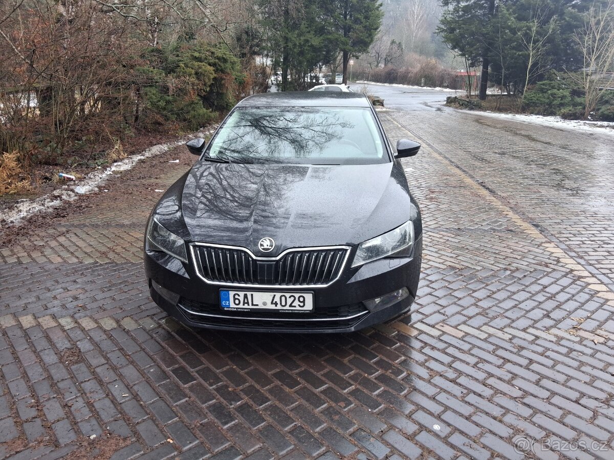 Prodám Škoda Superb 3 2.0TDI 110kw DSG - 4