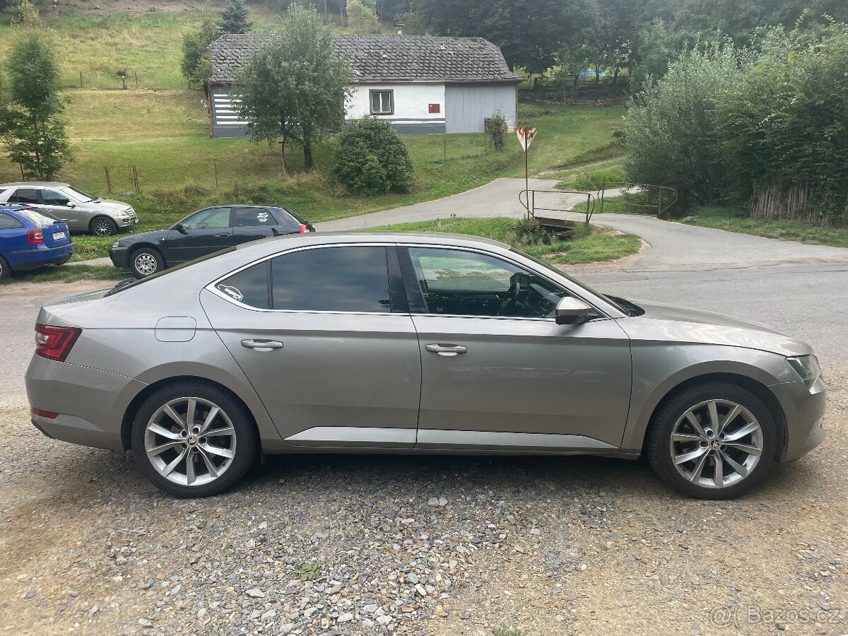 ŠKODA SUPERB 2015 - 4