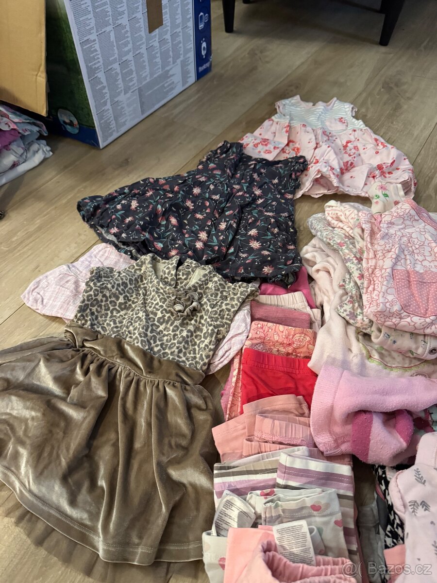 Balík věcí pro holčičku vel 74-86 - 4