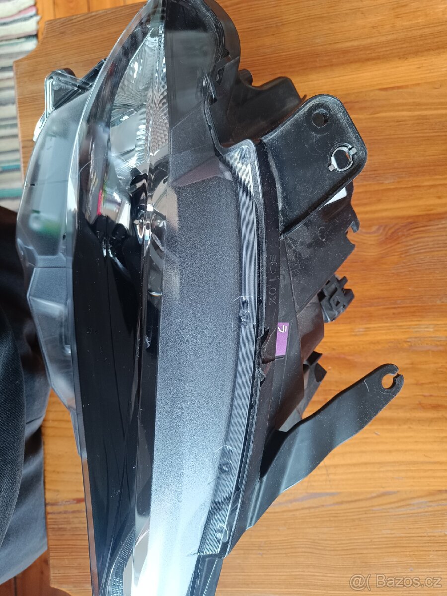 Pravý přední světlomet Mazda MX5 ND 2016 - 4