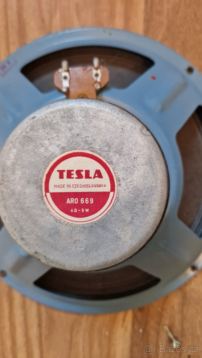 Reproduktory TESLA - 4