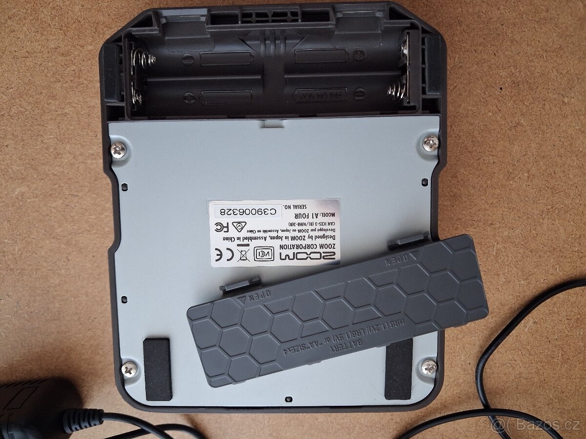 Kytarový efekt Zoom A1 - 4