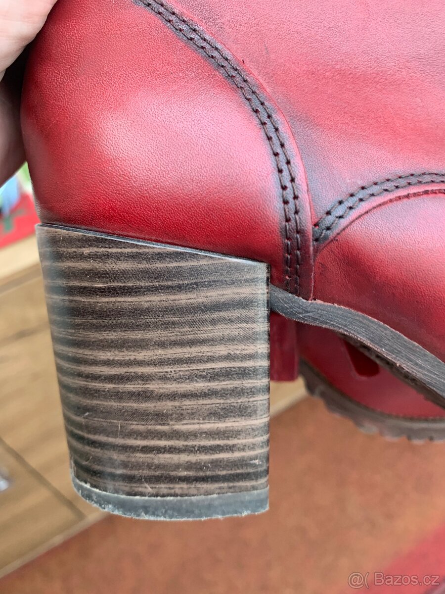 Prodám kožené boty Tamaris - 4