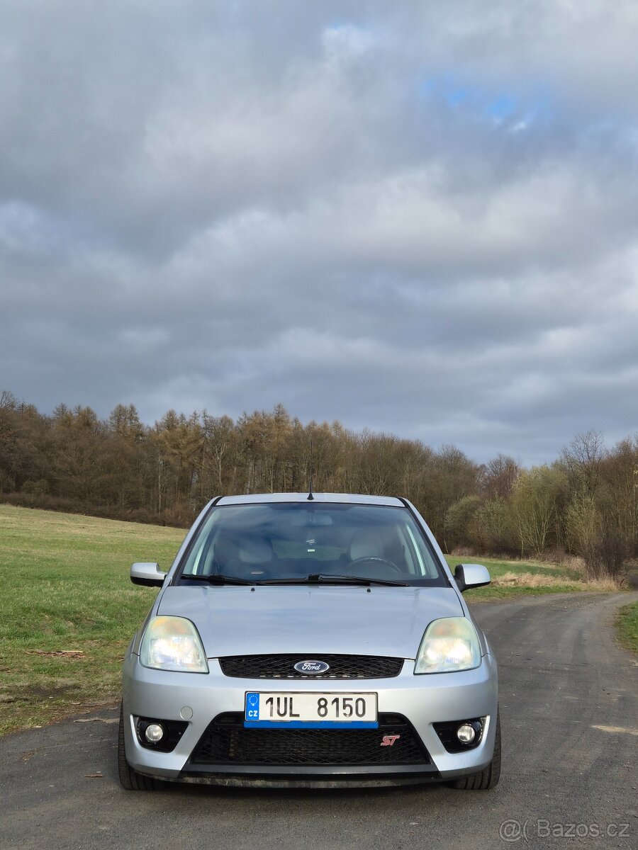 Ford Fiesta ST150 - 4