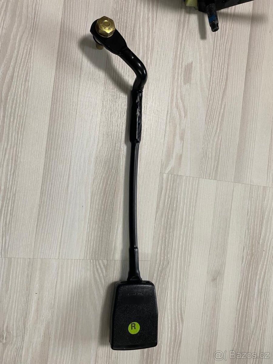 Prodám sadu nových předních pasů Škoda 120 Rapid Garde - 4