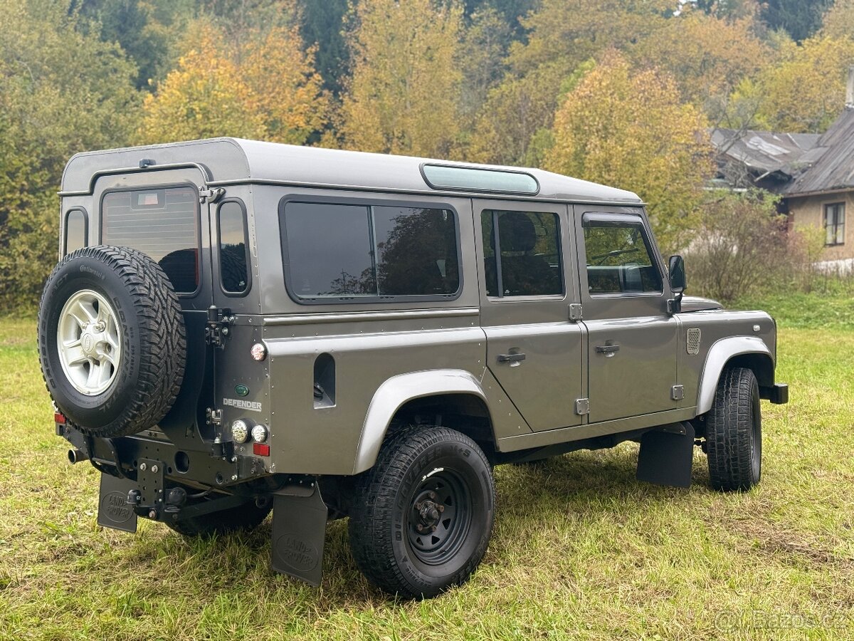 Land Rover Defender 110 XS – 2.4 TD4, 7 míst, 2011 – 140.000