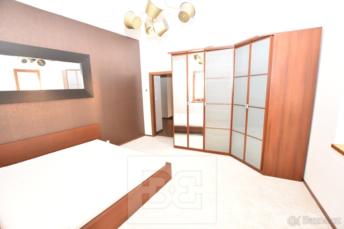 Pronájem zrekonstruovaného bytu 3+kk ve vynikající lokalitě - 4