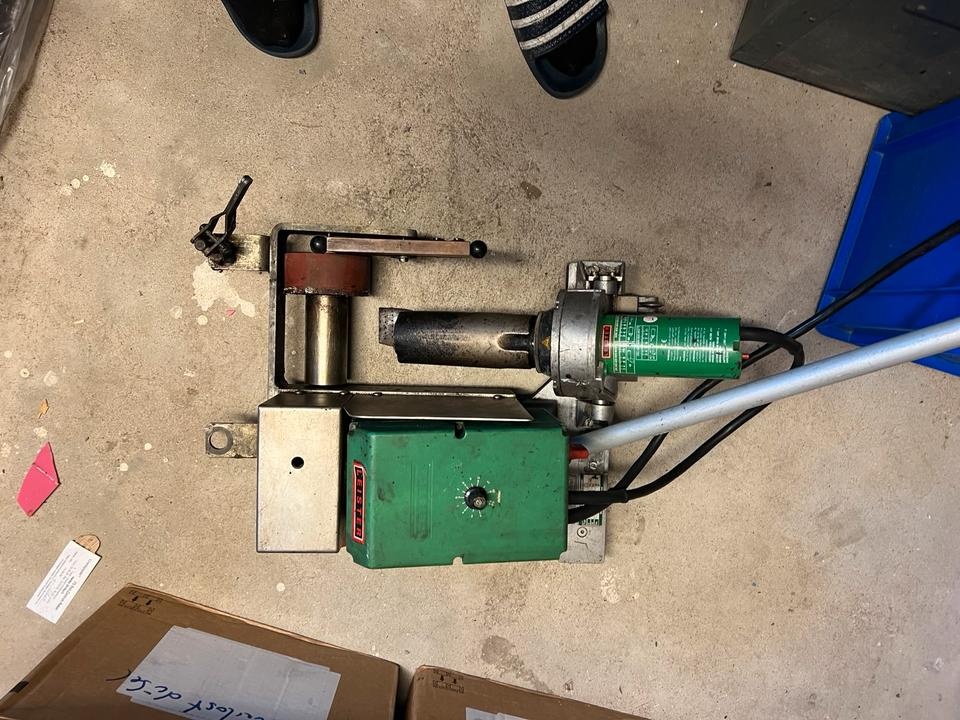 Leister Variant S plus zvárací automat na strešné folie - 4