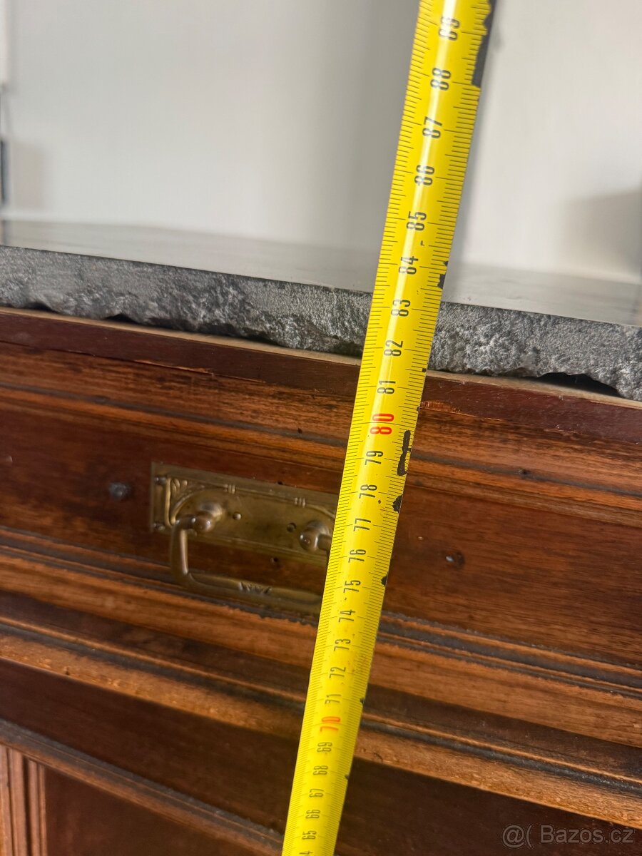 Starožitná 2x skříňka malé - 4