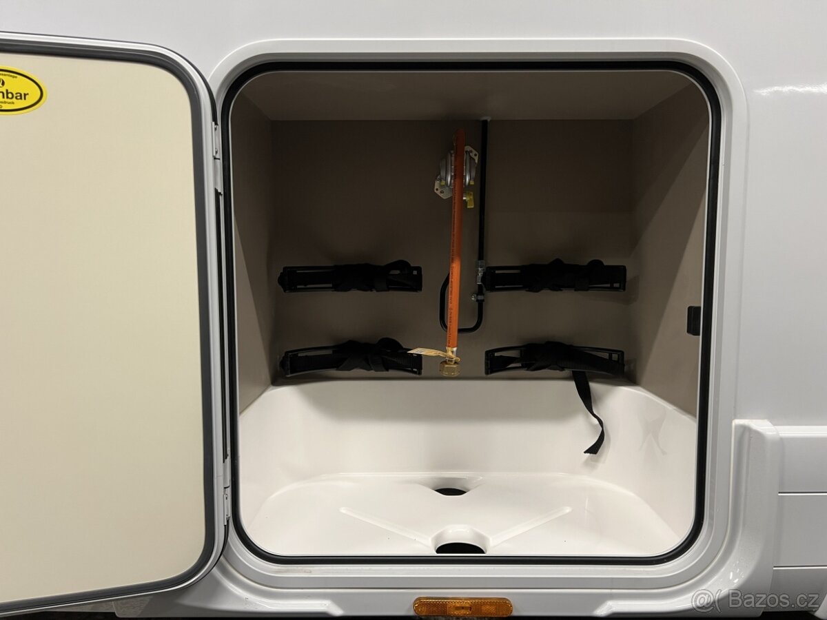 EURA MOBIL PROFILA RS 695 EB 2025 - 4