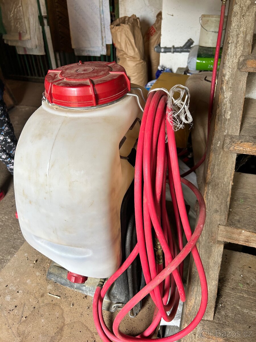 Postřikovač Honda Sólo - 4