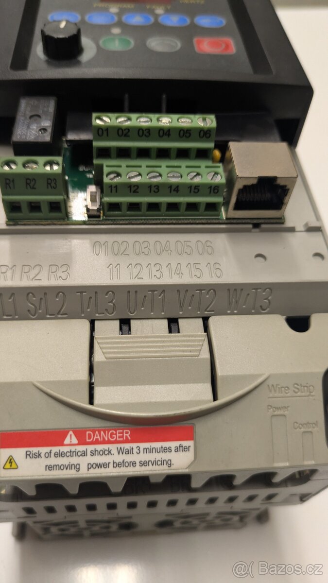Frekvenční měnič 380V 3,7kW Powerflex4 Allen-Bradley - 4