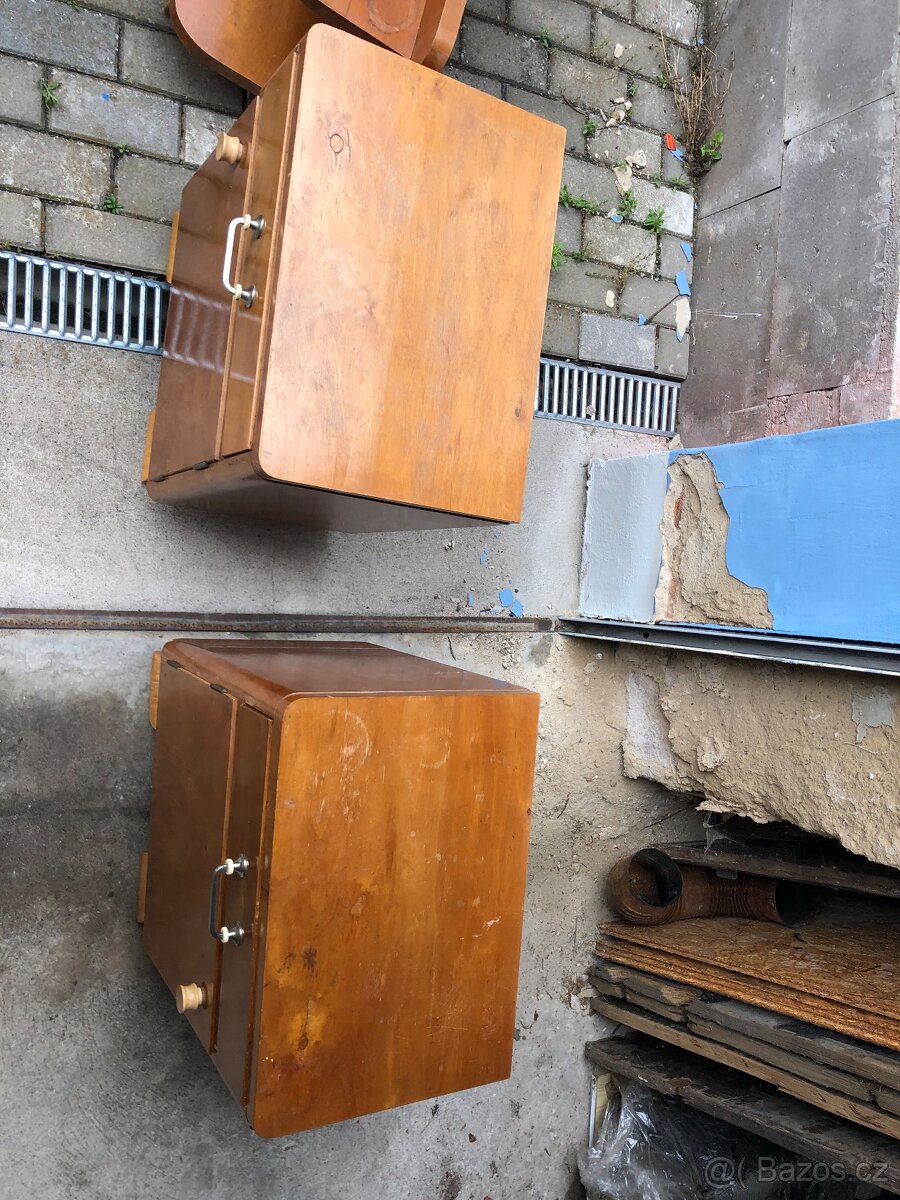 Starožitné noční stolky - 4