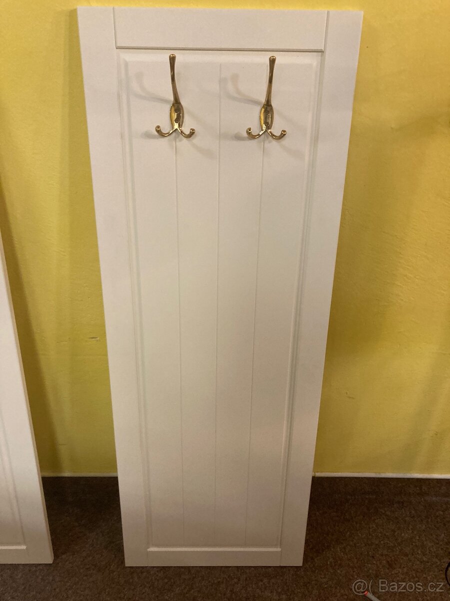 Vešáková stěna a botník - 4