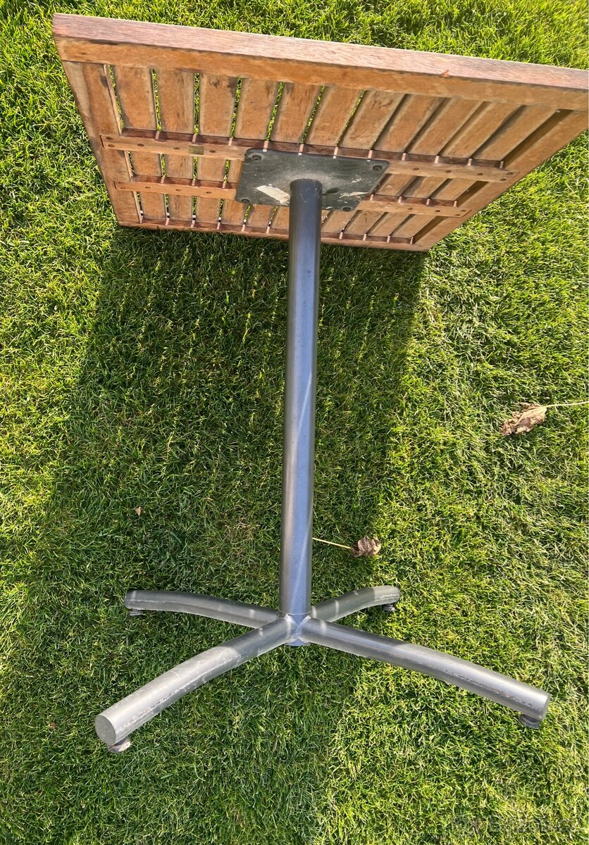 Prodám zahradní stolky - 4