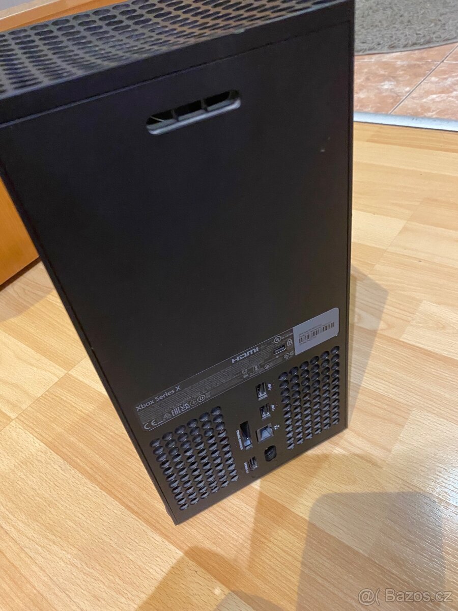 Xbox series X 7500kč - 4