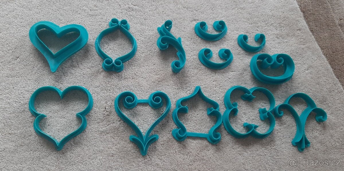 Formičky na cukroví, vypichovače a vykrajovátka na marcipán - 4