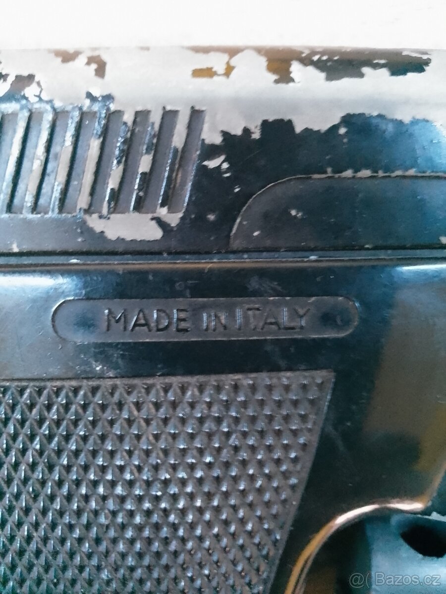 Poplašné pistole - 4