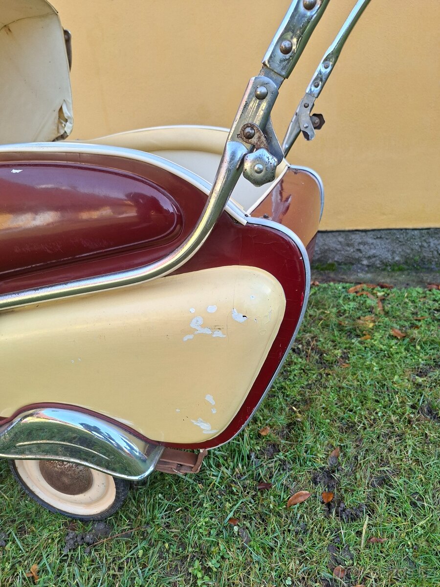 Starožitný kočárek pro miminko-autíčko č. 5 - 4