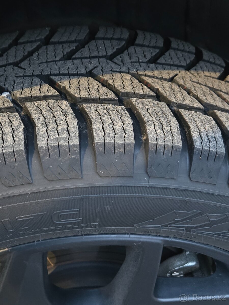 Ford Tourneo Custom II,17' alu,zimní Nokian - 4