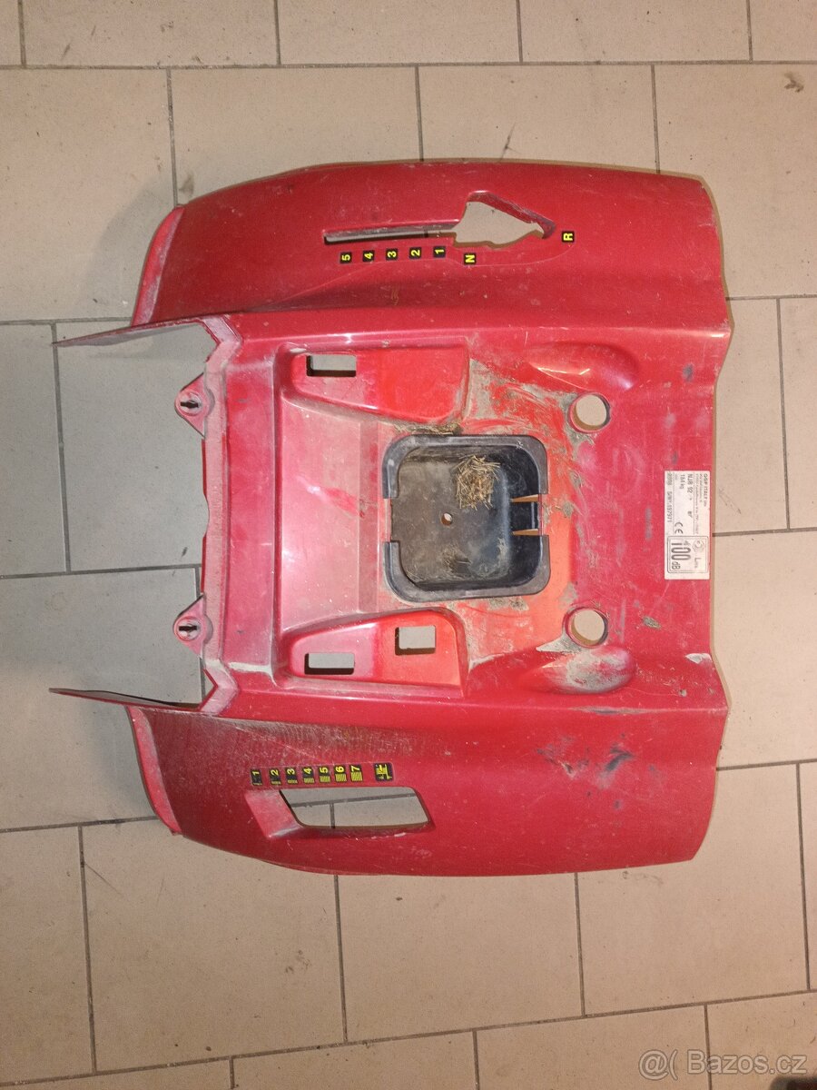 Plasty zahradní traktůrek - 4