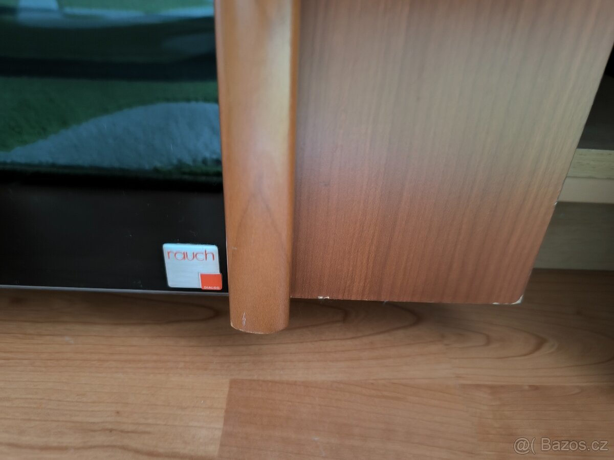 Velká šatní skříň - 4