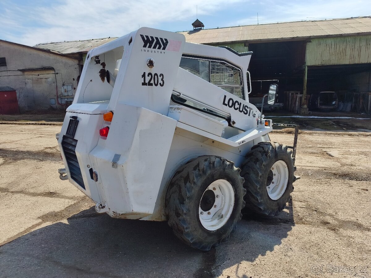 LOCUST 1203 - 4