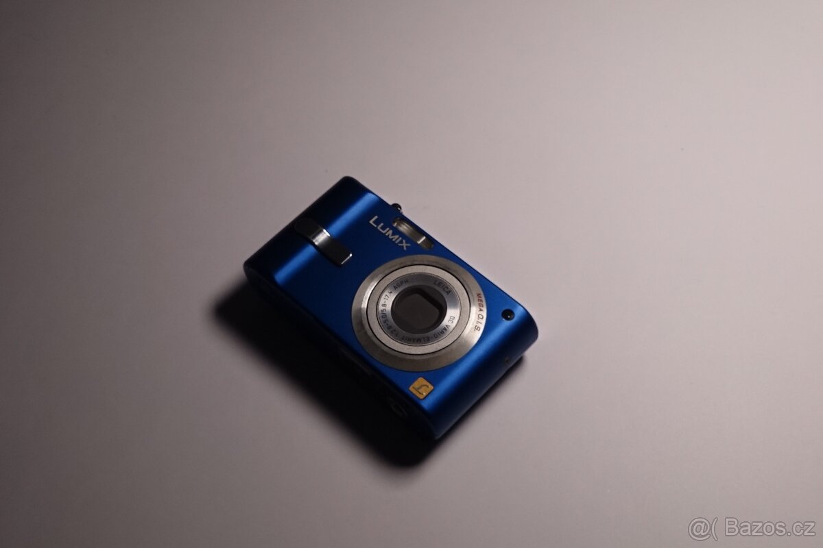 Panasonic Lumix DMC-FX10 - 4