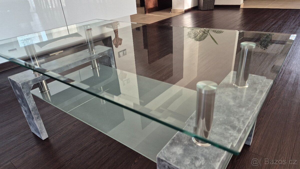 Konferenční stolek - 4