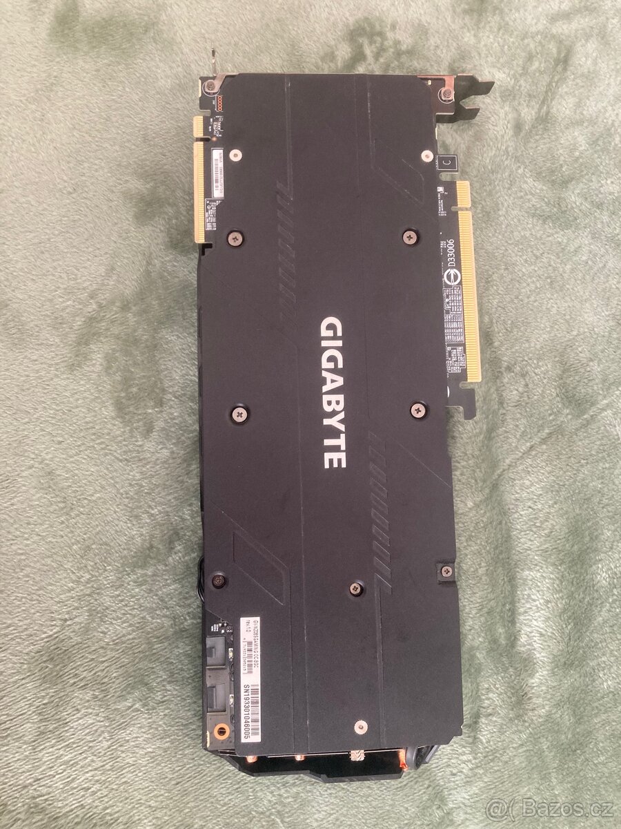 GIGABYTE RTX 2080 8GB SUPER - 4