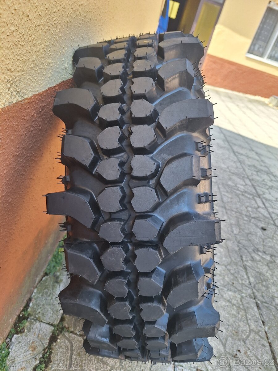 Offroad pneu