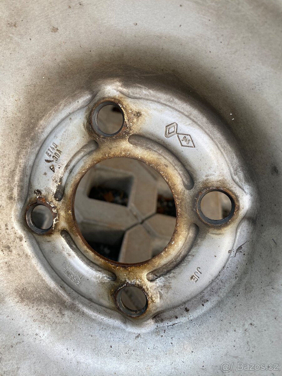 Plechové disky 15” 4x100 a zimní pneu 185/65/R15 - 4