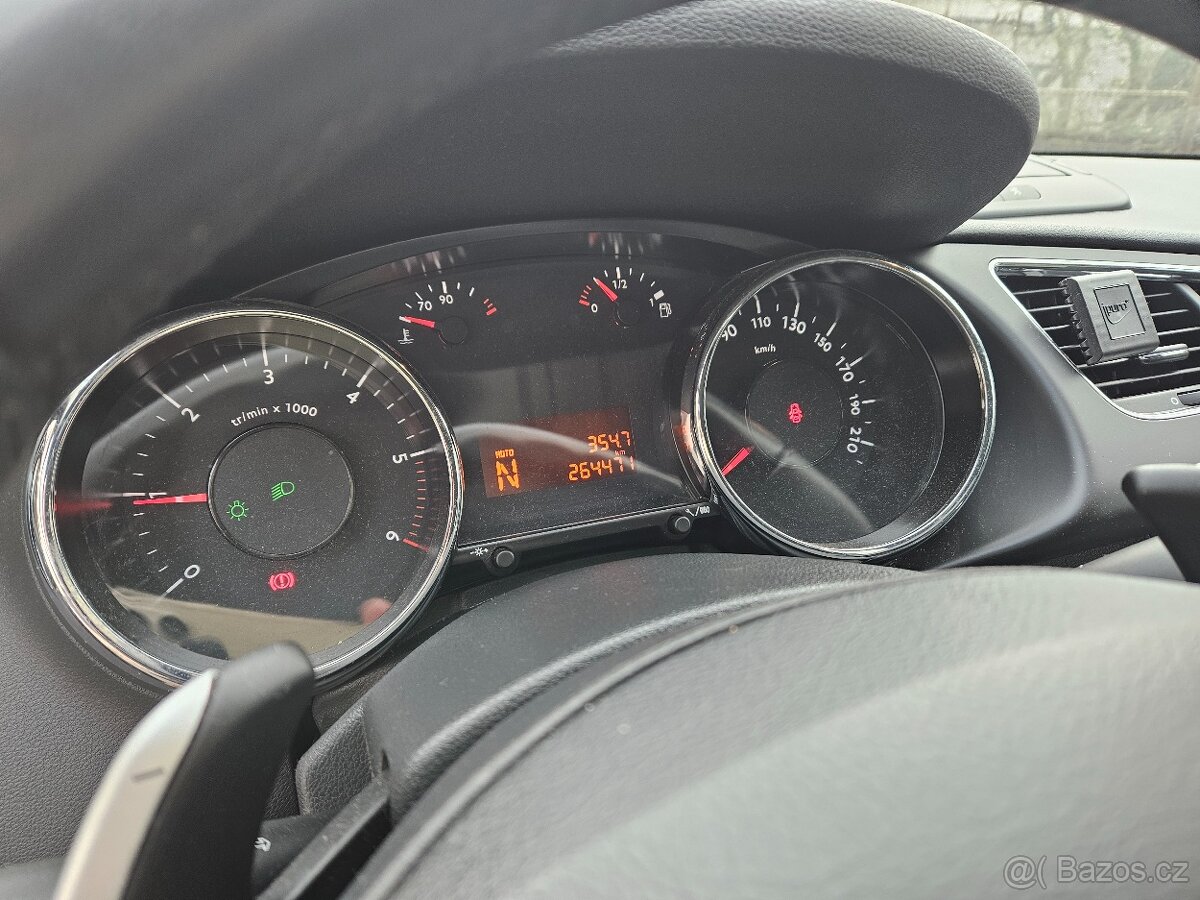 Peugeot 3008, r.v.: 2013, automat, platná STK - 4