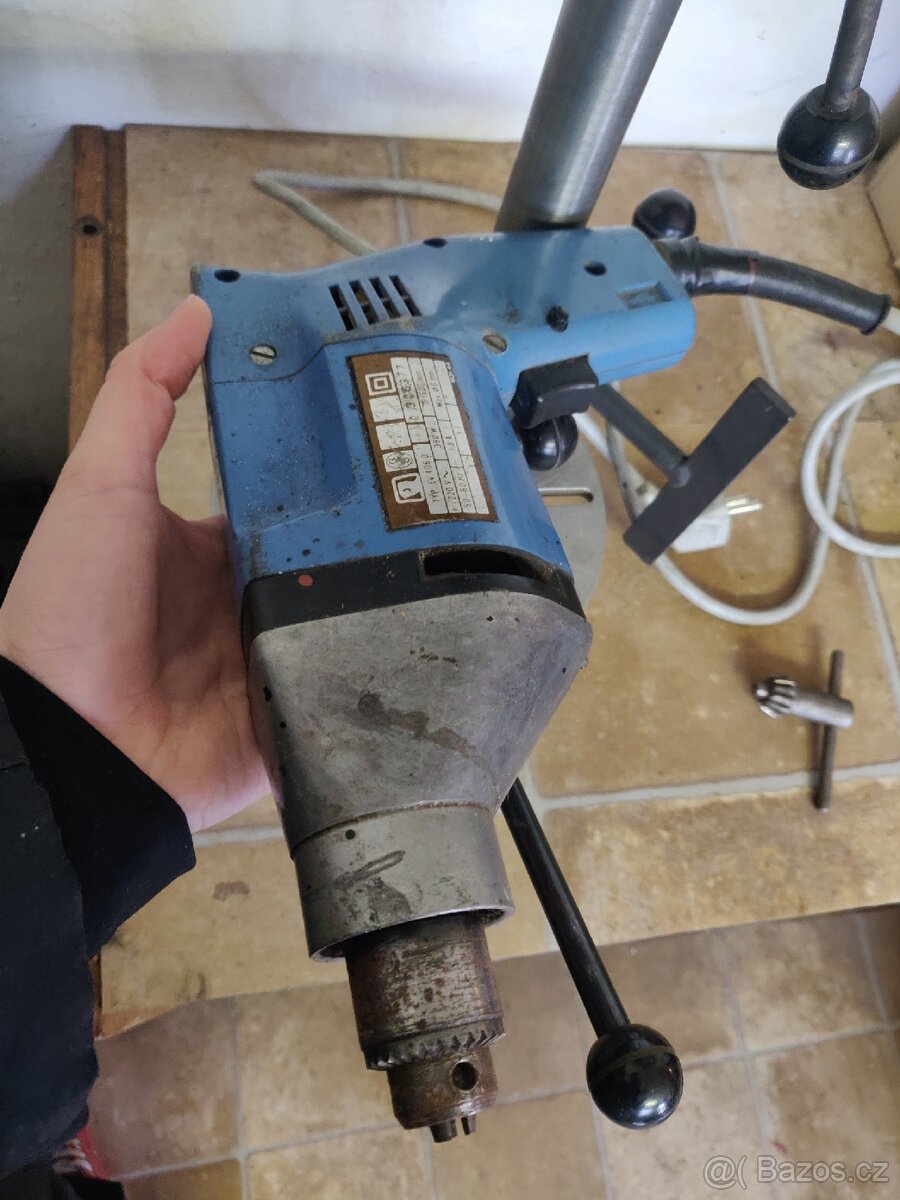 Narex vrtačka se stojanem - 4