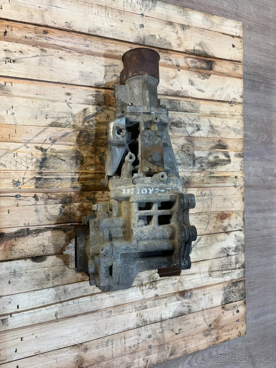 // Úhlová převodovka Citroen C-Crosser 2,2 Hdi 115 kW// - 4