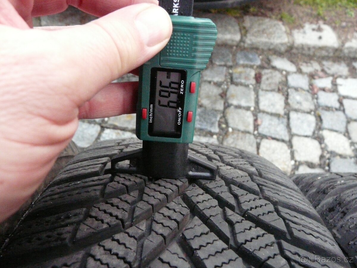 ZIMNÍ PNEU + DISKY ŠKODA 15"VW ,SEAT 195/65R15R - 4