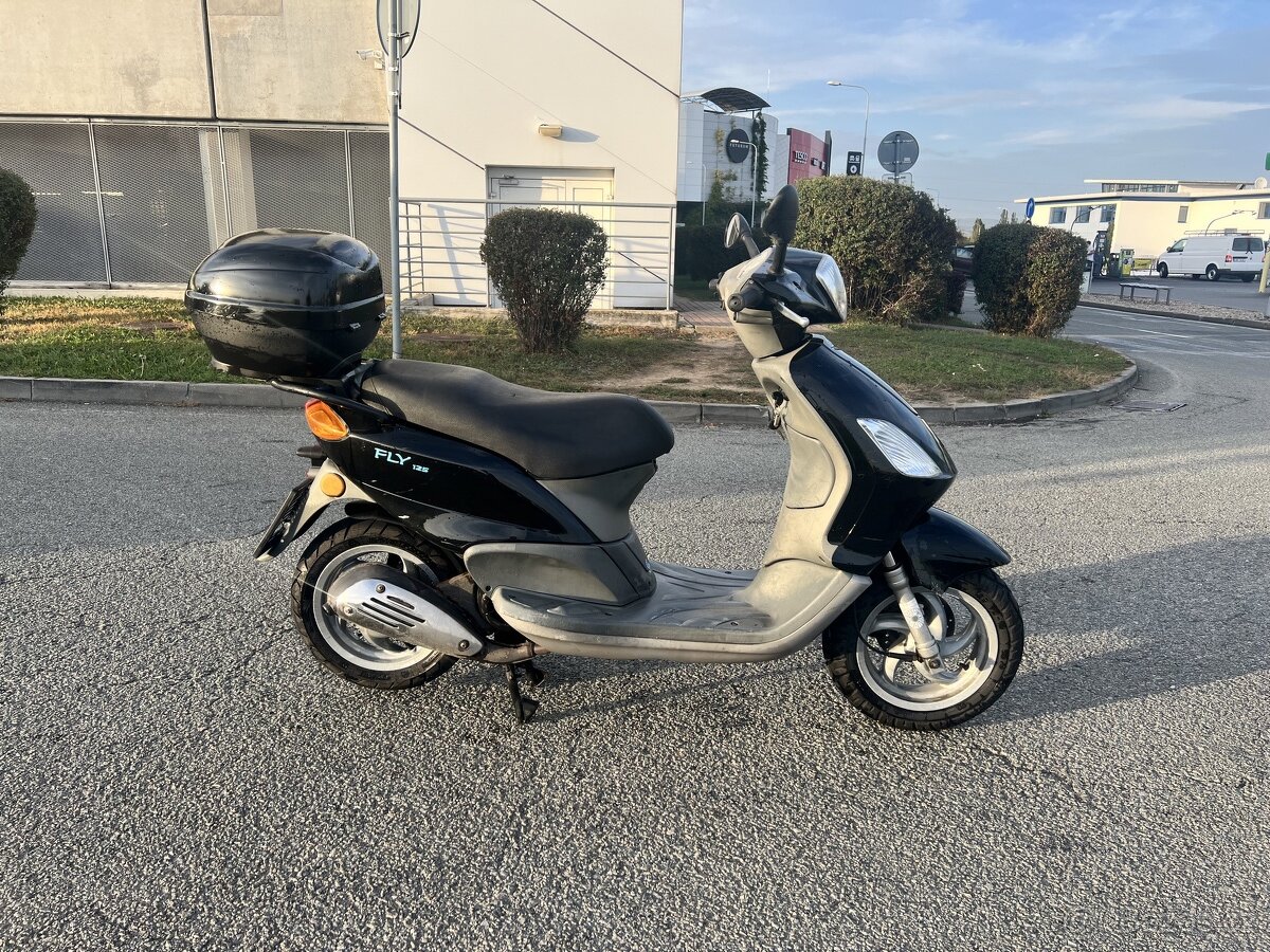 Piaggio Fly 125, nová STK, nové pneu, originální kufr - 4