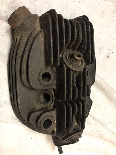 NSU 351 S., OS liatinová hlava na vinuté pružiny - 4