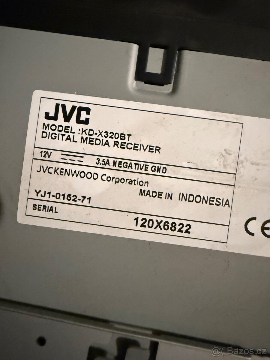 Autorádio JVC KD-X320BT - 4