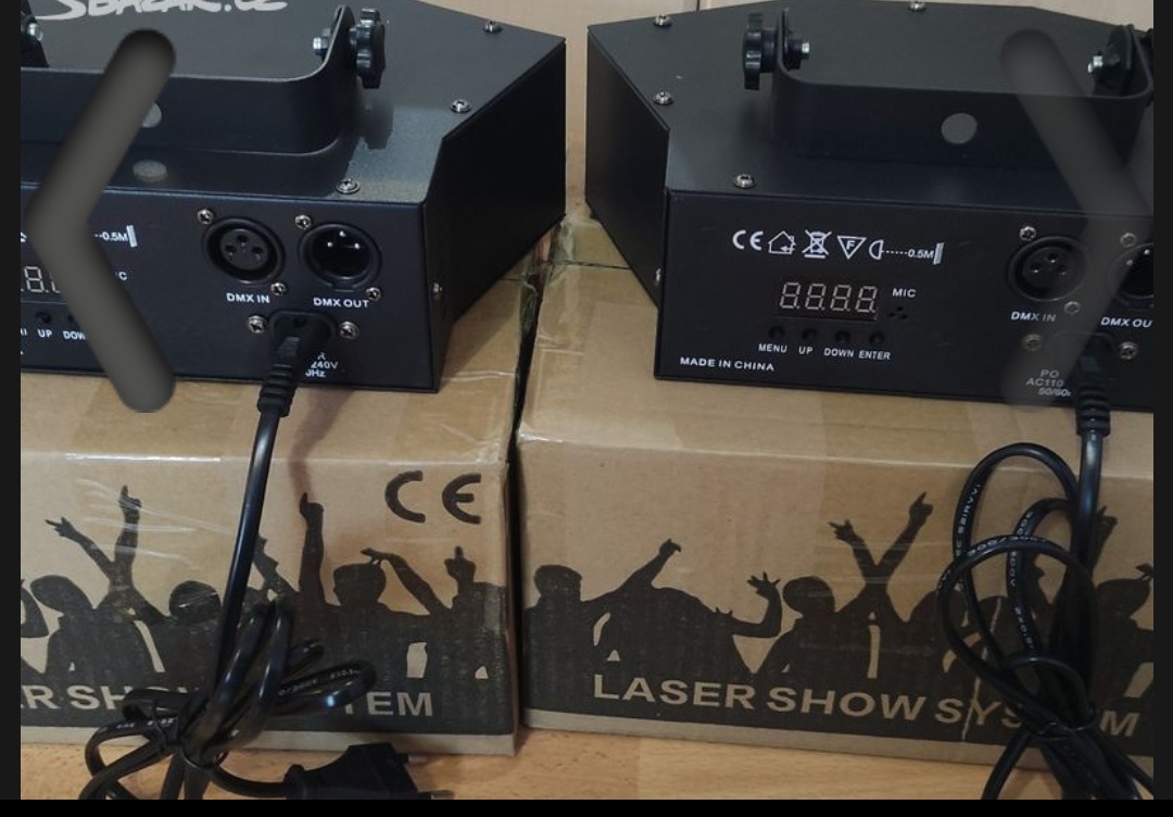 2 ks Nové Laser / strobo 2v1 - 4