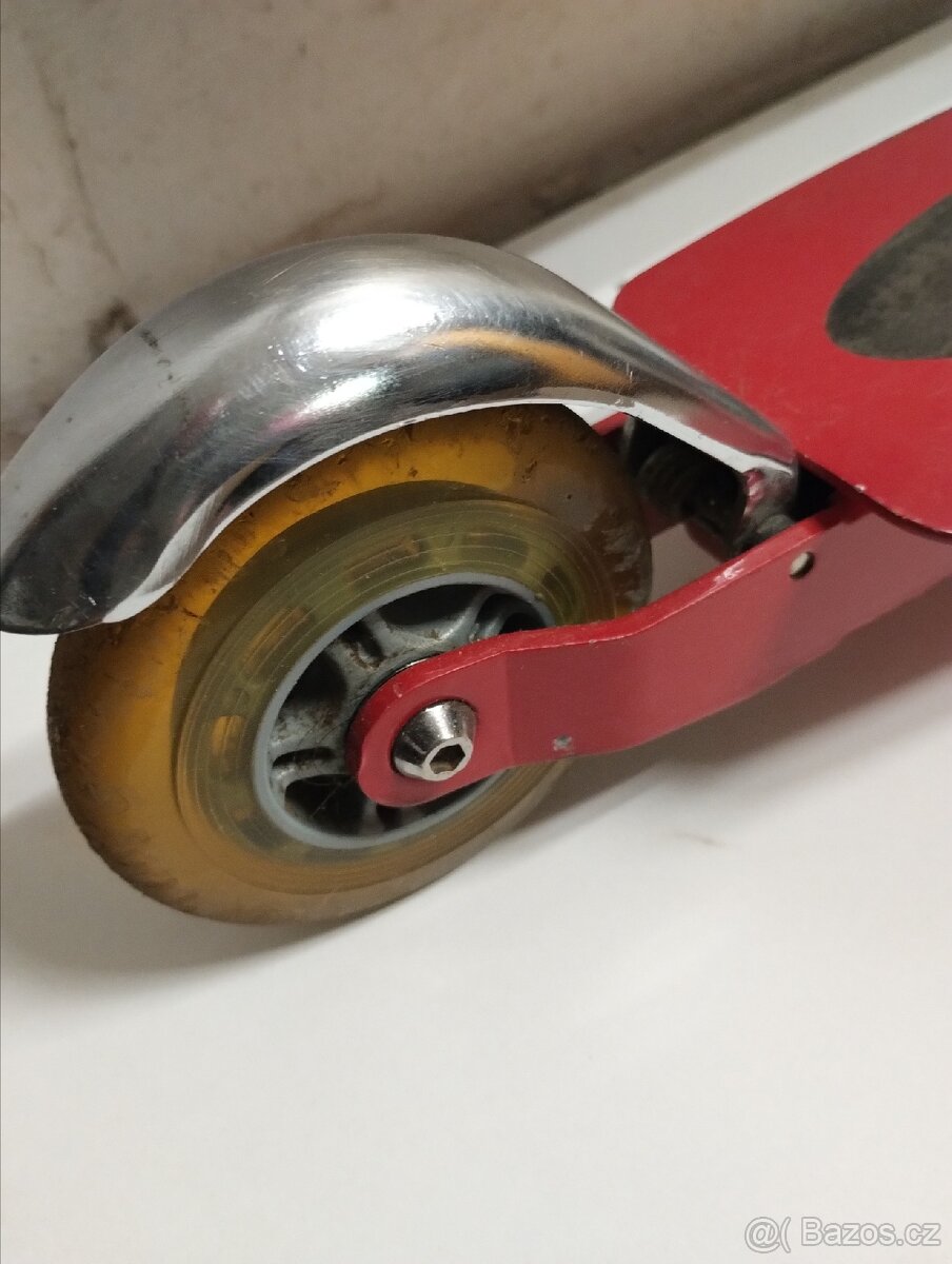 Koloběžka kovová skládací - 4