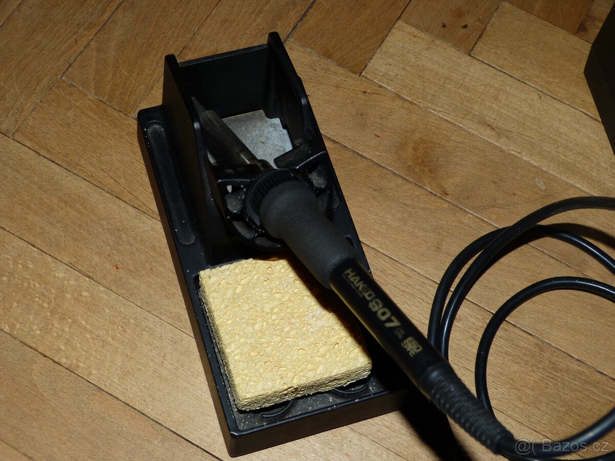 Pájecí stanice originál Hakko 937 + bohaté příslušenství - 4