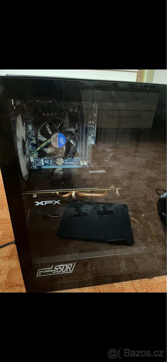 Stolní počítač - 4