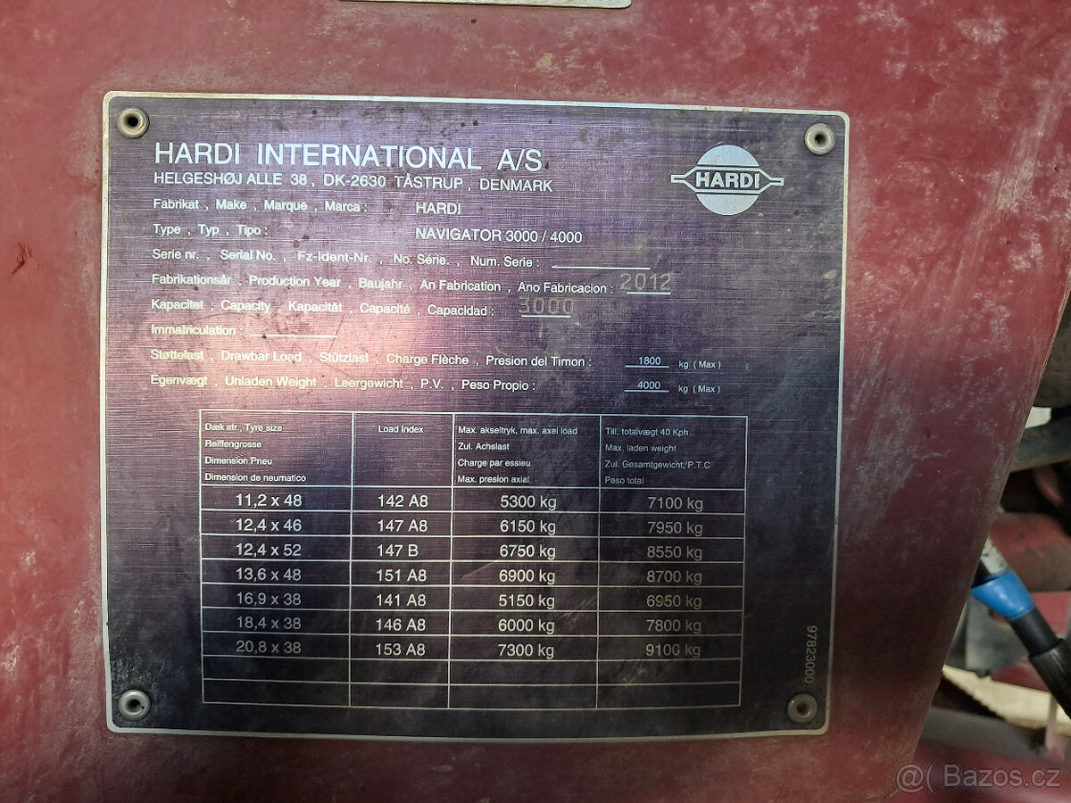 postřikovač Hardi Navigator 3000 r.v. 2012 - 4