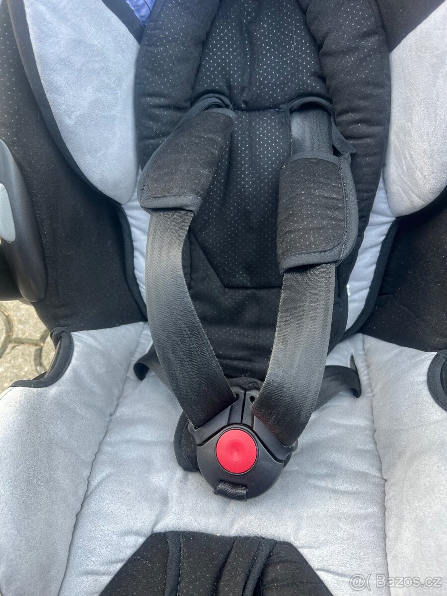 Prodám dětskou autosedačku Recaro - 4