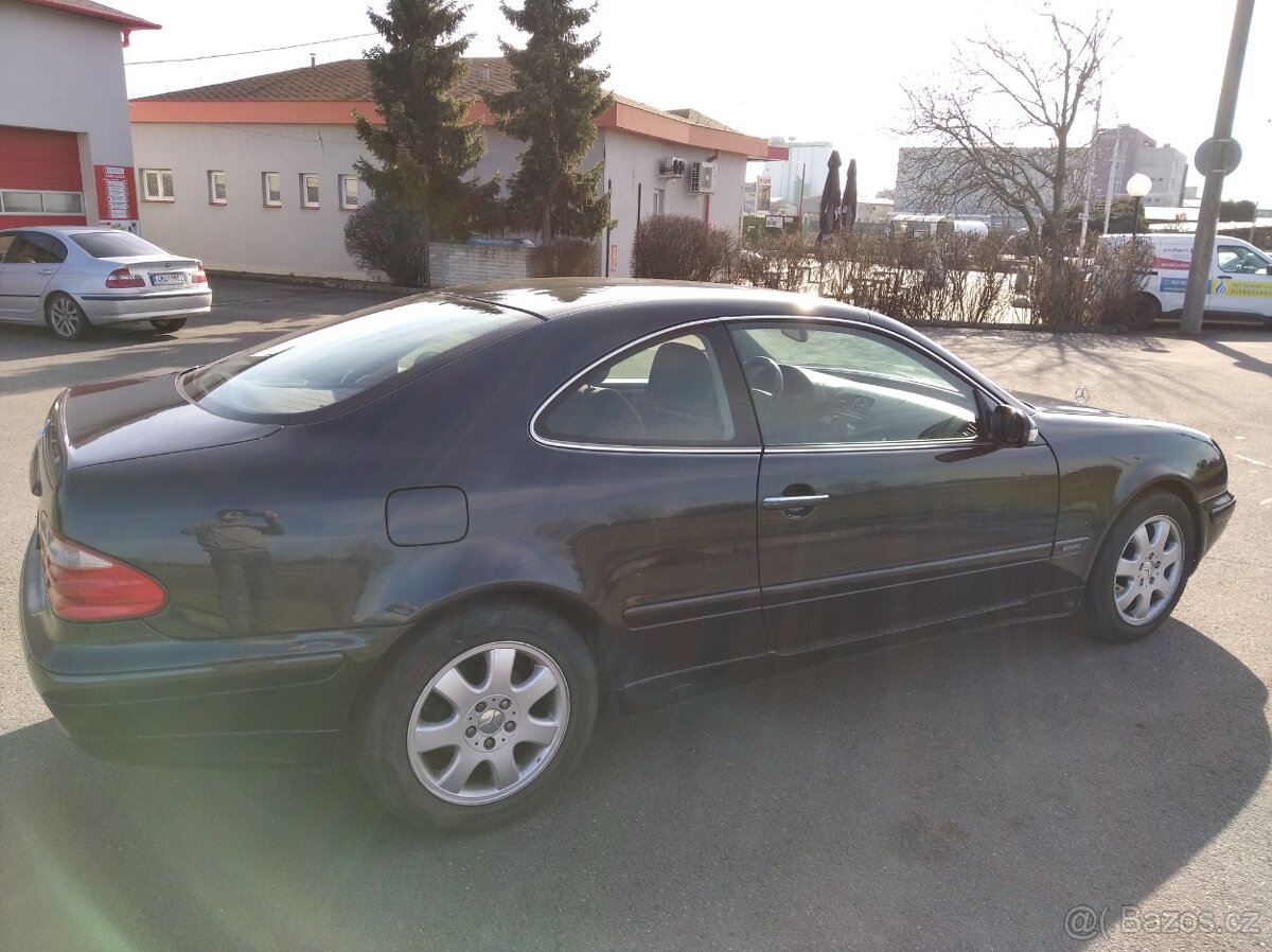 Mercedes-Benz CLK 230-142kw kupé - 4